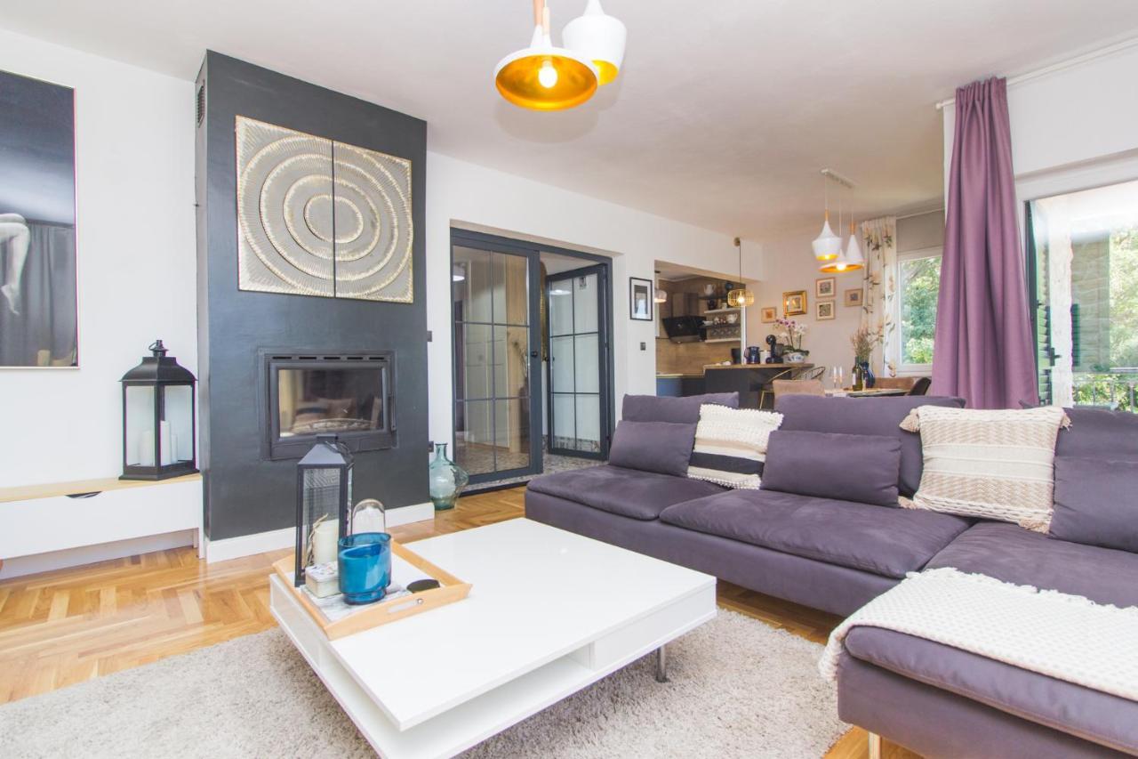 Apartment Mali Dvor Novigrad