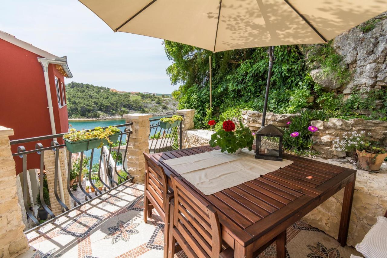 Apartman Mali Dvor Novigrad Novigrad (Dalmatia)