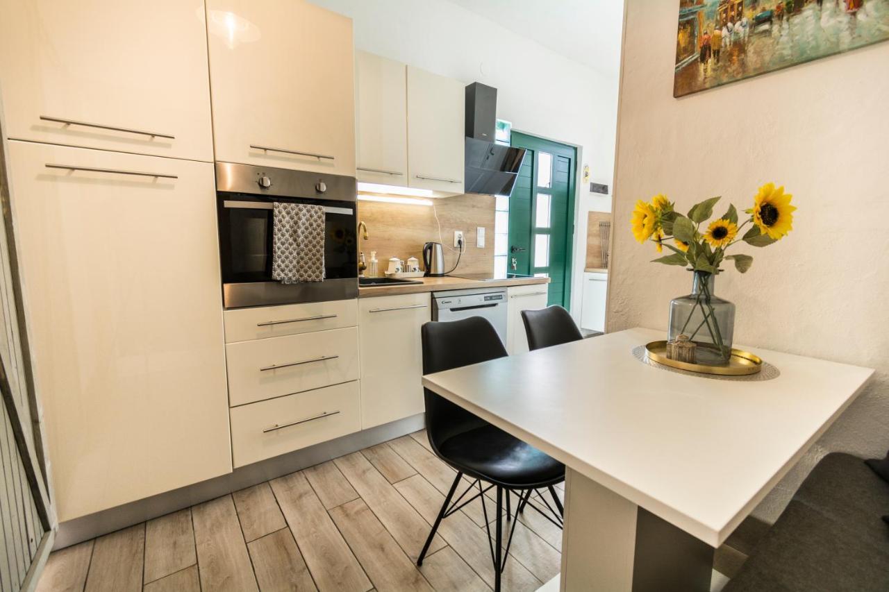Mali Dvor Novigrad Apartman Novigrad (Dalmatia)
